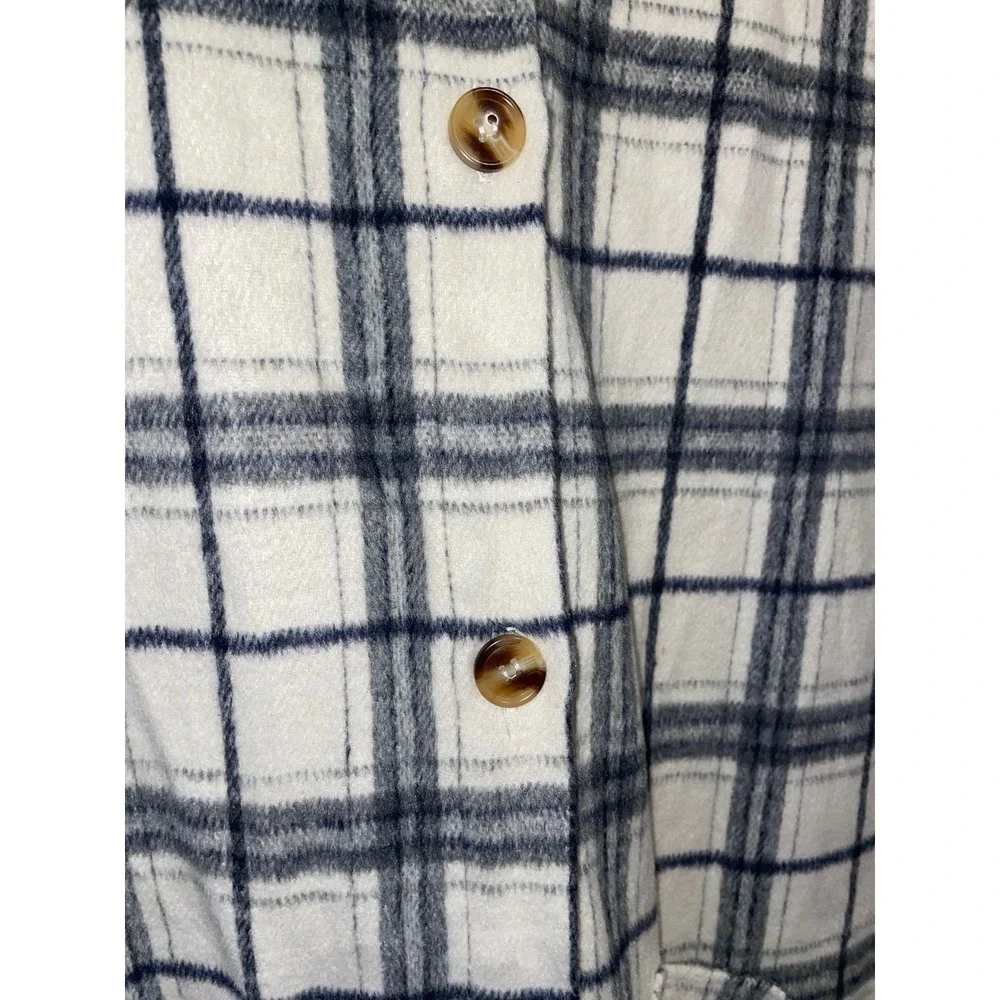 Camellia Plaid Button Down Shacket Women 1X Cream Navy Grid Shirt Jacket - Picture 8 of 8